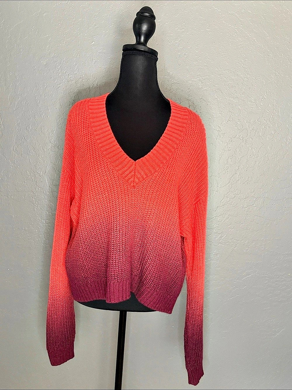 Harper Ombre V-Neck Sweater in Orange & Purple Size Large